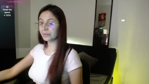 Snapshot of tiana_sweett chatting on June 20, 2026, 2:25 am tiana online show from June 20, 2026, 2:25 am