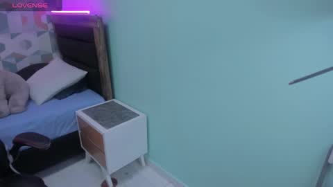 tianapiket online show from January 9, 2025, 11:25 am