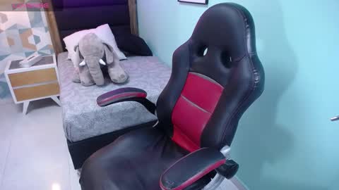 tianapiket online show from January 30, 2025, 11:33 am