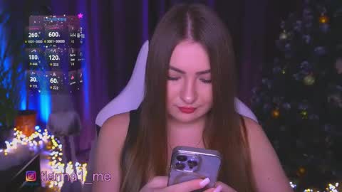 tianna_me online show from December 1, 2025, 12:32 pm