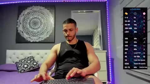 Tian Zilac online show from October 2, 2025, 10:28 pm