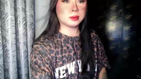 arianna tiara online show from November 18, 2025, 9:03 am