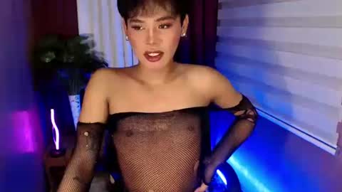 Sam online show from September 11, 2025, 9:31 am