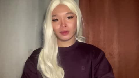 Ms. Tiara online show from April 2, 2026, 10:02 am