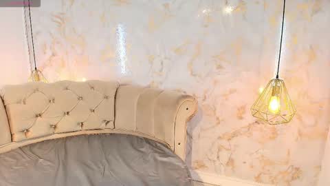 Tifani brown online show from February 14, 2026, 12:13 pm