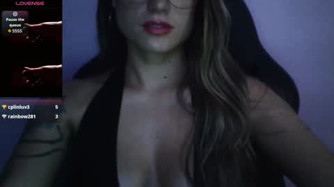 Tifanny online show from March 16, 2026, 9:41 pm