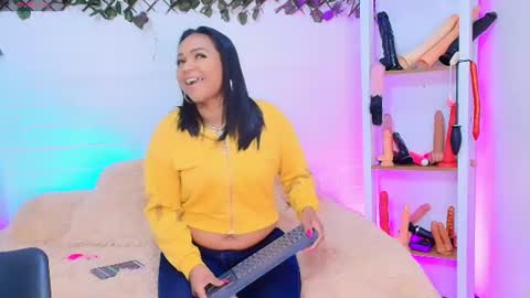 Tifanny Nails  online show from June 29, 2026, 6:52 pm