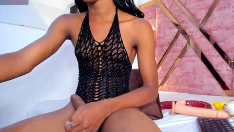 Tifanny online show from December 29, 2024, 5:44 pm