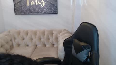 Hi Stream 800 to 1400 online show from October 17, 2025, 1:14 pm