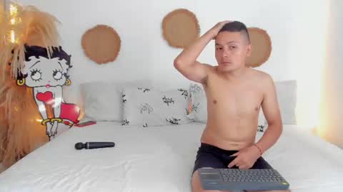tifanyrossii online show from July 7, 2026, 5:39 pm
