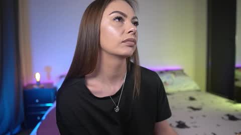 Tiffany online show from February 8, 2026, 9:07 pm