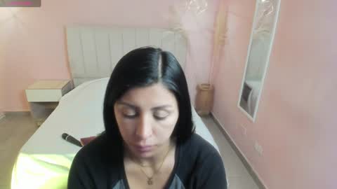 Snapshot of tiffani__love chatting on February 5, 2025, 11:55 am Tiffany online show from February 5, 2025, 11:55 am