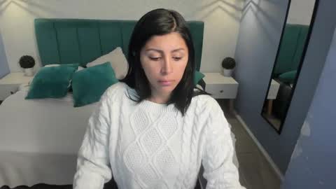 Snapshot of tiffani__love chatting on February 12, 2025, 1:37 pm Tiffany online show from February 12, 2025, 1:37 pm
