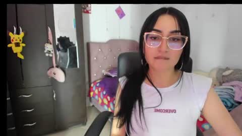 Snapshot of tiffani_williams chatting on June 23, 2026, 9:57 pm tifany online show from June 23, 2026, 9:57 pm