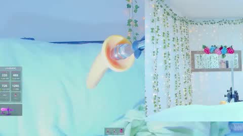 Tiffanny online show from October 23, 2025, 8:02 am