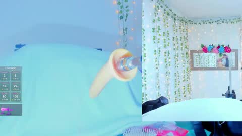 Tiffanny online show from October 25, 2025, 9:06 am