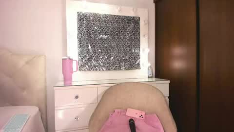 Tiff online show from April 25, 2026, 3:53 am