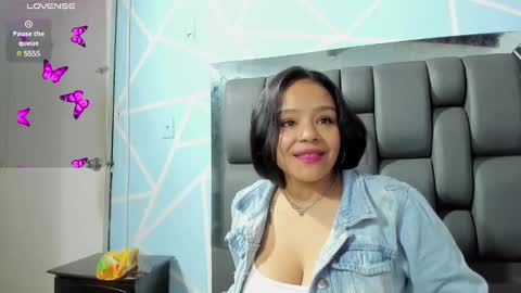 Snapshot of tiffanny_rose_ chatting on January 3, 2025, 6:14 pm Sara online show from January 3, 2025, 6:14 pm