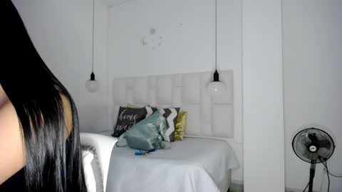 tiffany online show from September 14, 2025, 5:23 pm