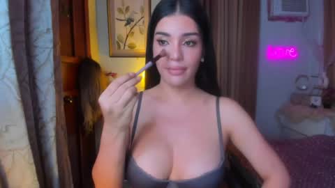 Snapshot of tiffany_cams chatting on July 4, 2026, 1:50 pm Tiffany online show from July 4, 2026, 1:50 pm