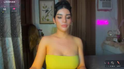 Snapshot of tiffany_cams chatting on July 27, 2026, 12:50 am Tiffany online show from July 27, 2026, 12:50 am