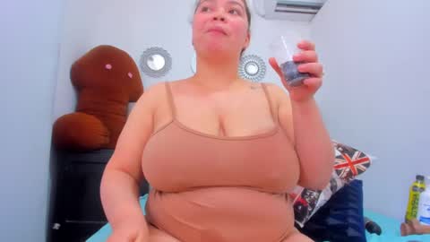 tiffany  online show from February 12, 2025, 4:33 pm