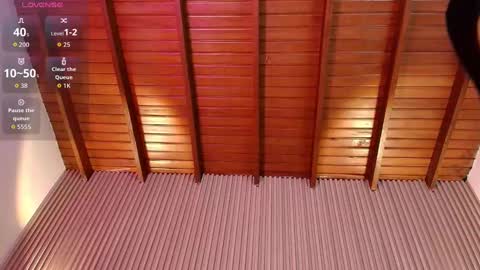 tiffany_johnson111 online show from October 8, 2025, 8:39 pm