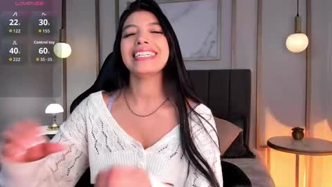 tiffany_low online show from September 19, 2025, 12:50 pm