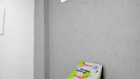 tiffany_mendez online show from December 16, 2025, 12:10 pm