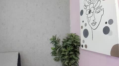 tiffany_mendez online show from February 25, 2026, 12:04 pm