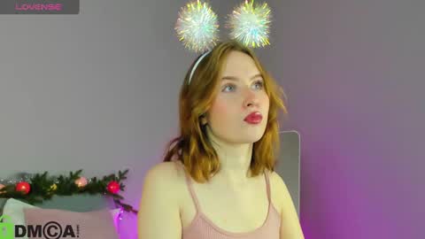 tiffany_roy online show from December 24, 2024, 10:11 am