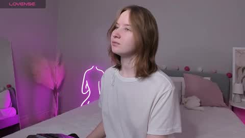 tiffany_roy online show from January 26, 2025, 2:14 am