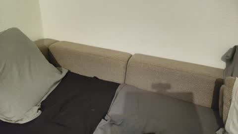 tiffany online show from April 21, 2026, 1:42 am