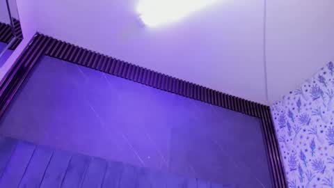 TiffanyDream8 online show from April 12, 2026, 10:15 pm