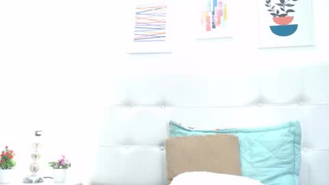 Tifanny Fox online show from March 4, 2025, 3:04 pm