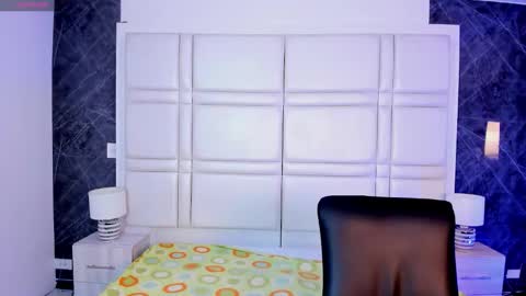 tiffanyhoustton online show from March 2, 2026, 12:01 pm