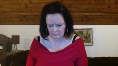 TiffanyMature online show from October 26, 2025, 3:07 pm