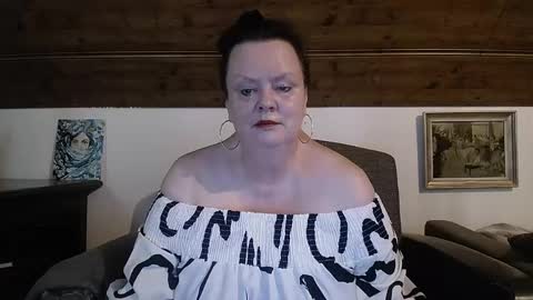 Snapshot of tiffanymature chatting on May 21, 2026, 7:26 am TiffanyMature online show from May 21, 2026, 7:26 am