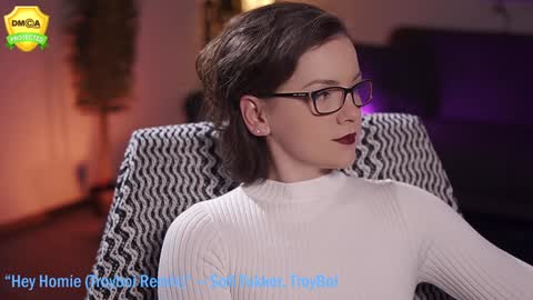 tiffanyriox online show from January 21, 2025, 2:43 am