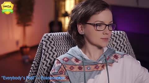 tiffanyriox online show from February 4, 2025, 2:49 am