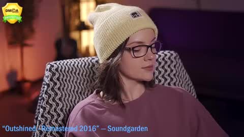 tiffanyriox online show from February 21, 2025, 5:56 am