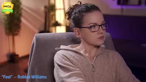 tiffanyriox online show from September 27, 2025, 12:15 am