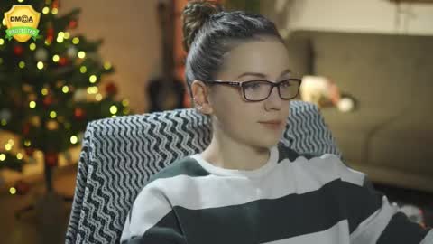 tiffanyriox online show from December 4, 2025, 12:53 am