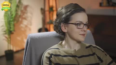 tiffanyriox online show from February 19, 2026, 1:23 am