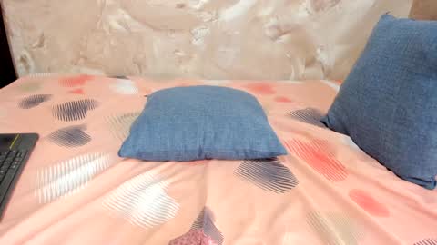 Tiffany online show from February 1, 2025, 7:23 pm