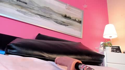 Stefany Suarez online show from February 2, 2025, 1:34 am