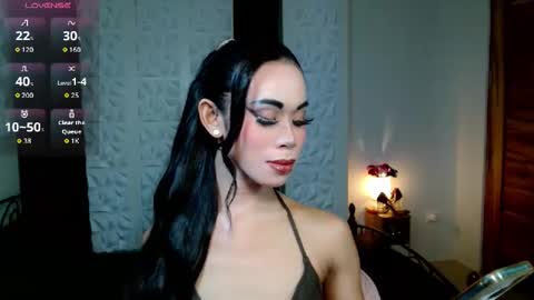 tiffanythebigcock online show from November 18, 2025, 11:03 am