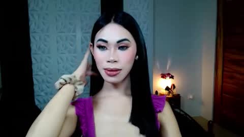 tiffanythebigcock online show from November 26, 2025, 11:44 am