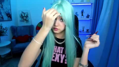 tiffanyyoun online show from March 25, 2026, 6:36 pm