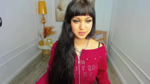 tiffanyyoun online show from April 23, 2026, 6:32 pm